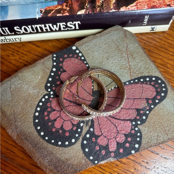 Vintage Premier Designs Gold & Rhinestone Earrings - Picture 10 of 10